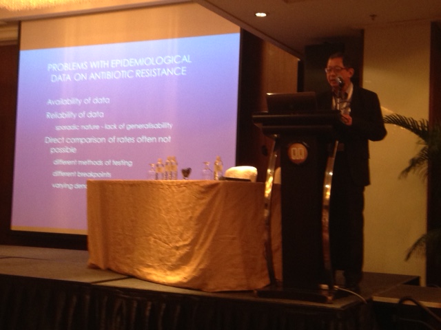 Prof. Victor Lim describing the issues of data heterogeneity with regards to antimicrobial resistance in Asia.